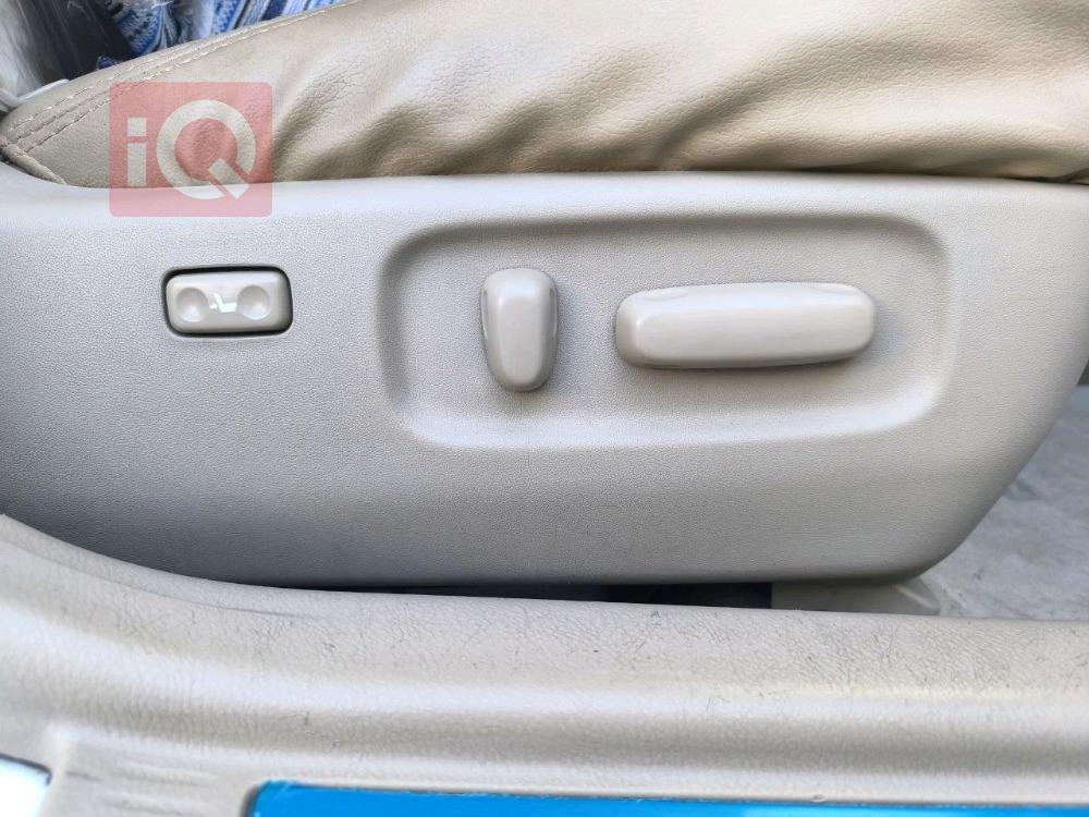 تويوتا أفالون